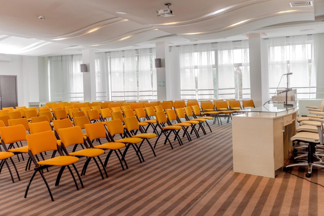 Hotel Vojvodina Zrenjanin Ngoại thất bức ảnh