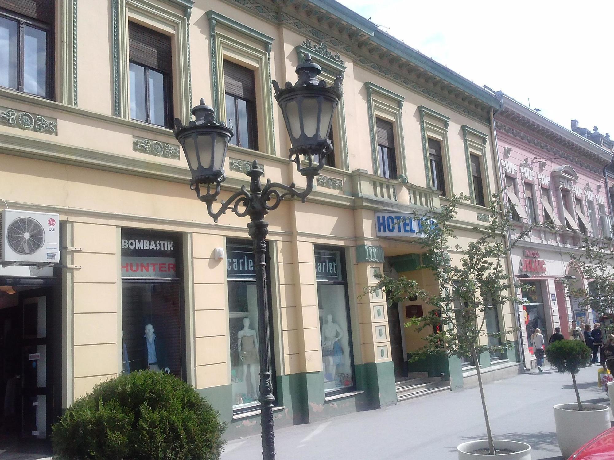 Hotel Vojvodina Zrenjanin Ngoại thất bức ảnh